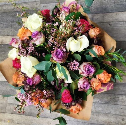 Luxury Mixed Roses