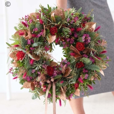 Winter Trending Wreath   Luxury