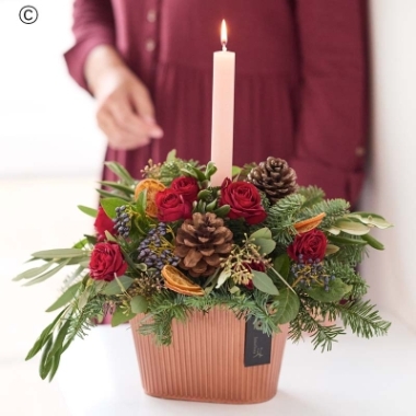 Christmas Classic Candle Arrangement